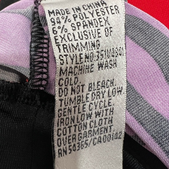 Nygard Collection XL (18-20) Abstract Print Blouse with Beaded Neckline - Picture 4 of 11